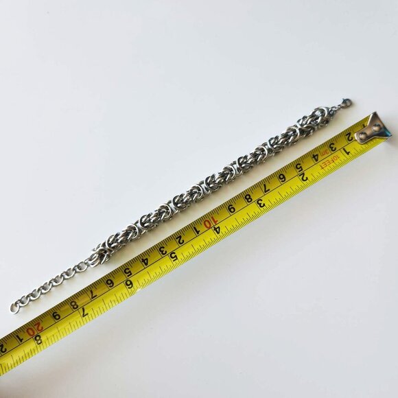 Gothic byzantine chainmail chunky silver bracelet ✦  Modern medieval accessory ✦ - Picture 6 of 10